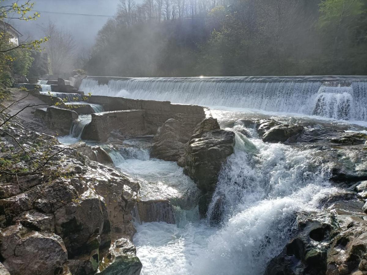 La Salmonera Cangas De Onis Cano Ngoại thất bức ảnh