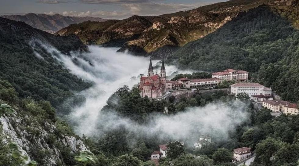 La Salmonera Cangas De Onis Cano Ngoại thất bức ảnh