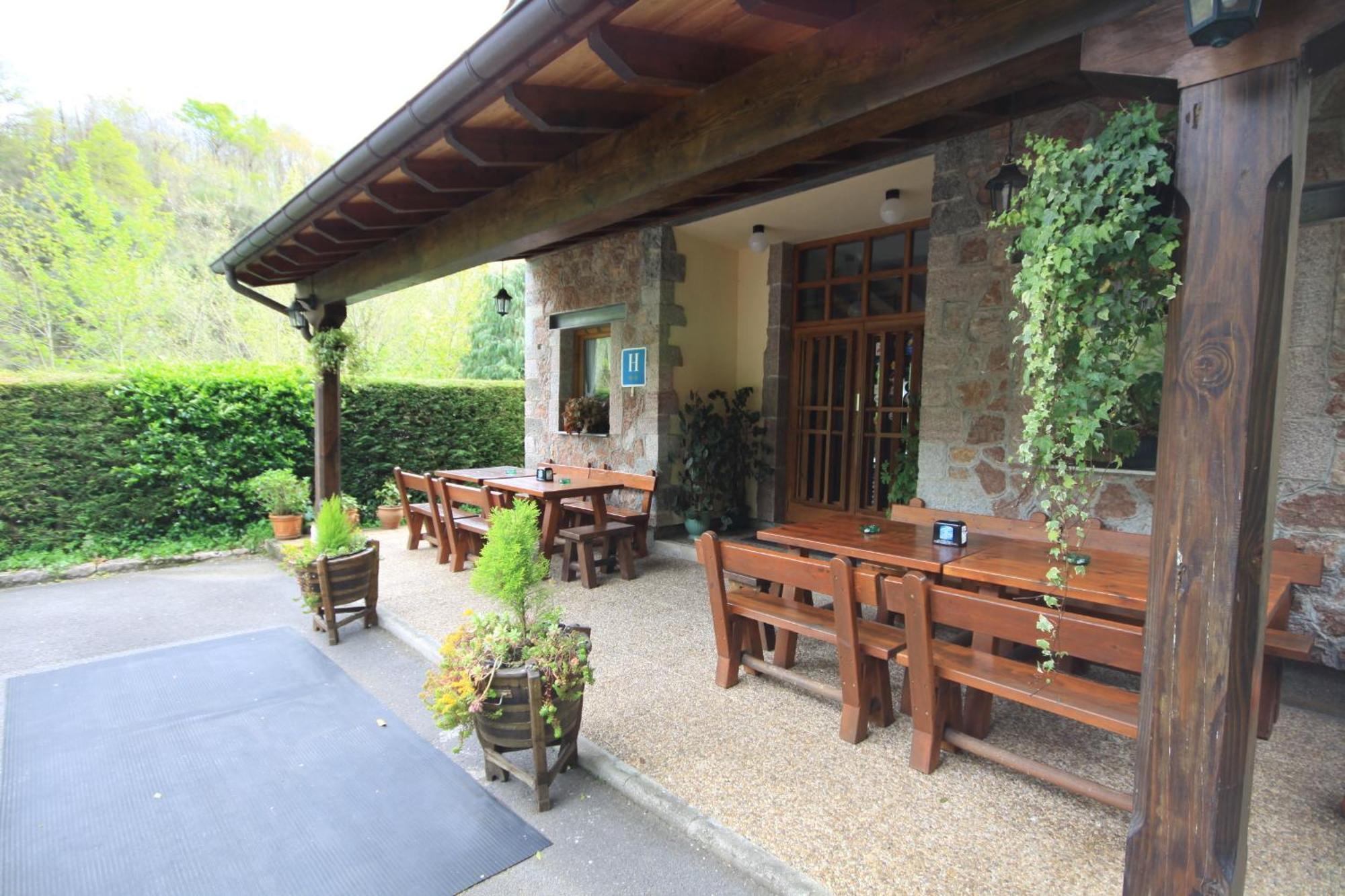 La Salmonera Cangas De Onis Cano Ngoại thất bức ảnh