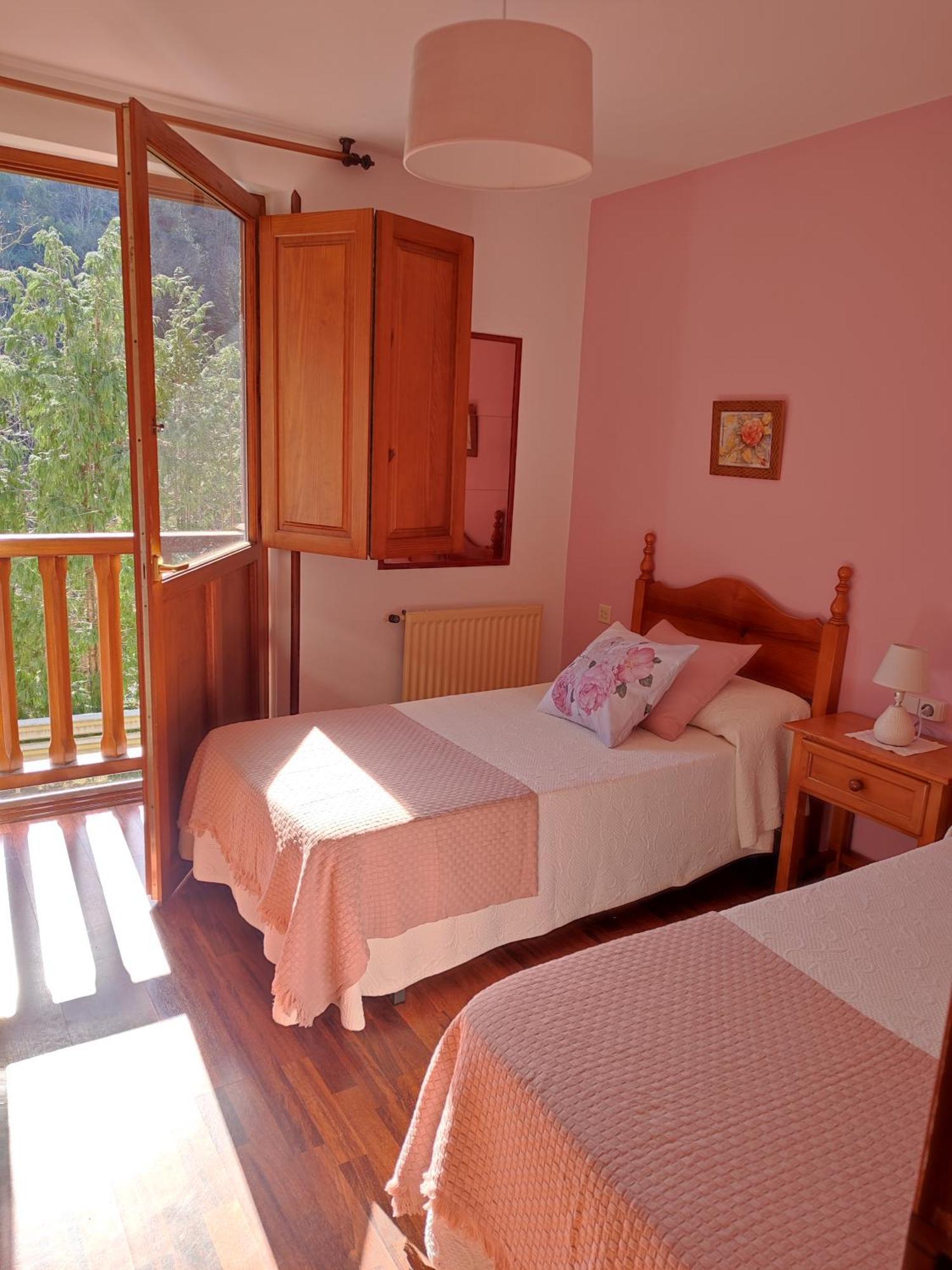 La Salmonera Cangas De Onis Cano Phòng bức ảnh